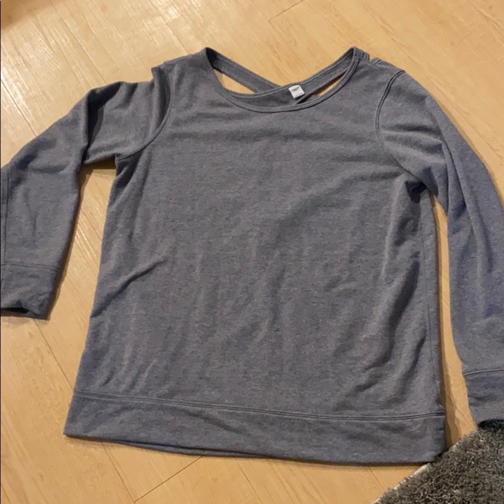 Long sleeve active shirt